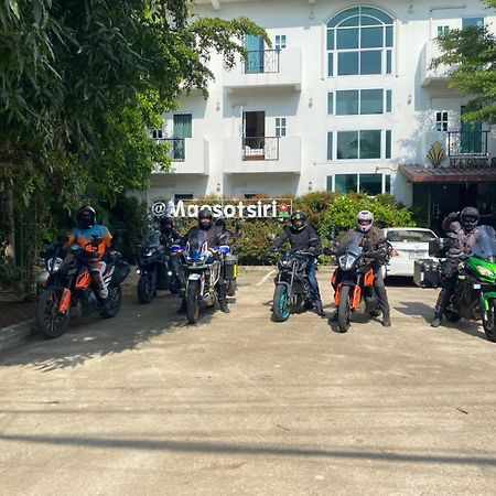 Maesot Siri Hotel Mae Sot Buitenkant foto