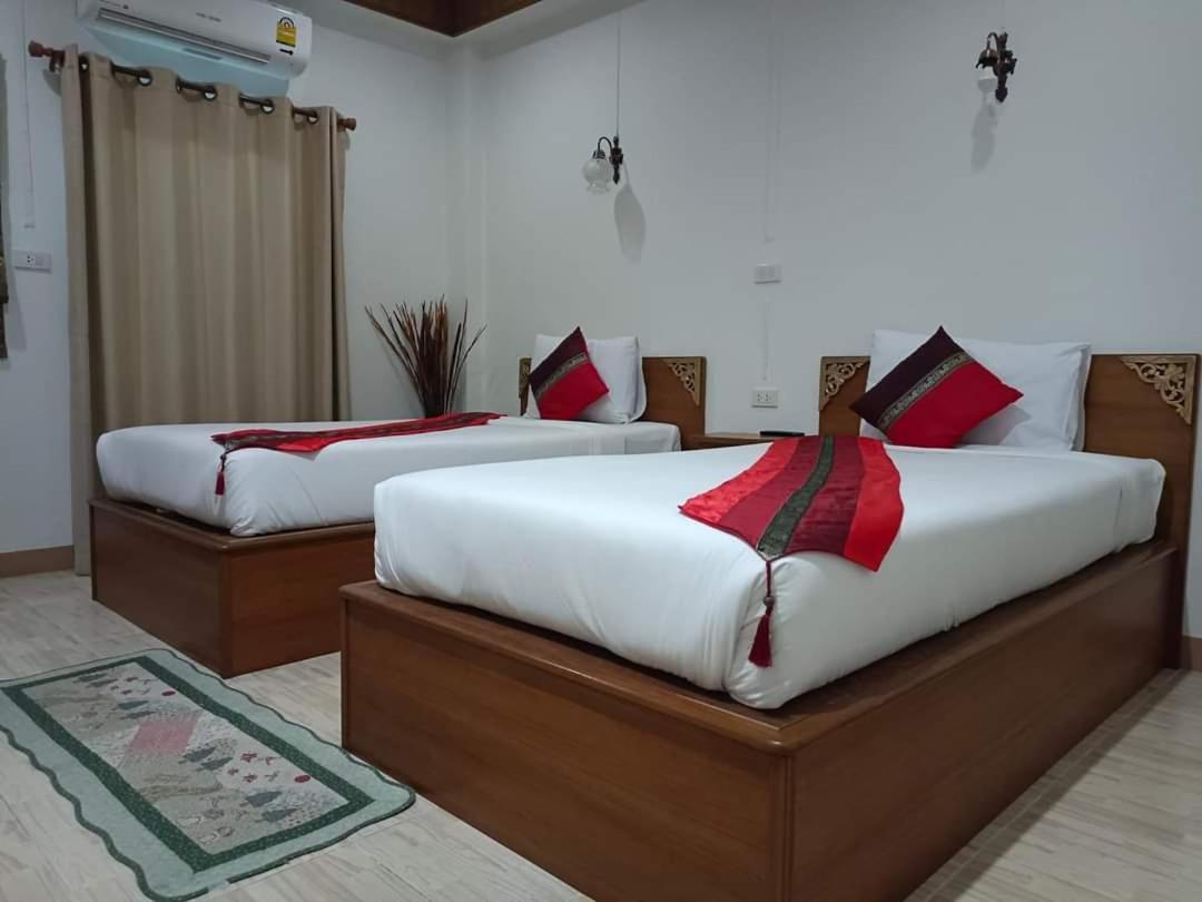 Maesot Siri Hotel Mae Sot Buitenkant foto