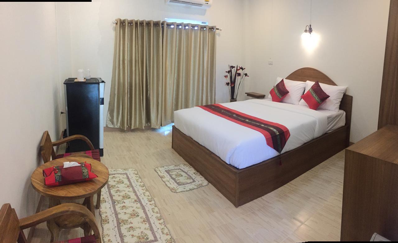 Maesot Siri Hotel Mae Sot Buitenkant foto