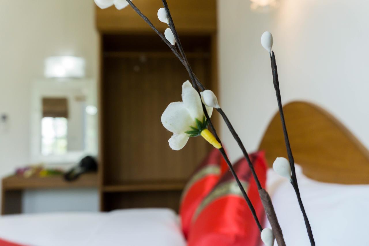 Maesot Siri Hotel Mae Sot Buitenkant foto